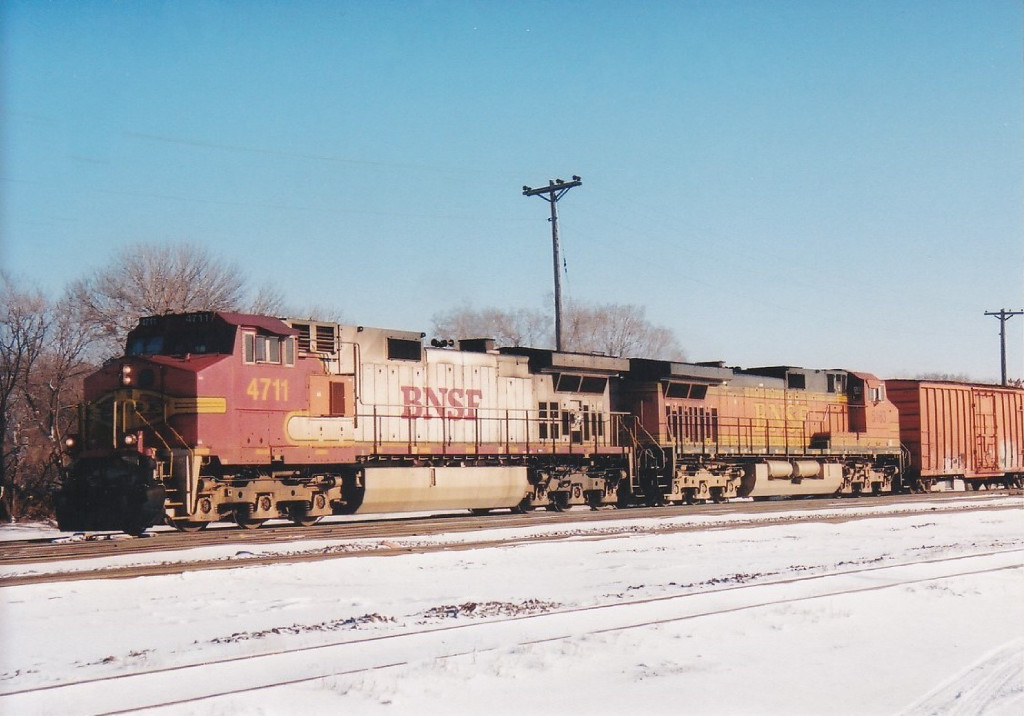 BNSF 4711 West